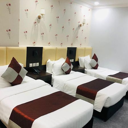 אל-מדינה M Platinum Hotel מראה חיצוני תמונה