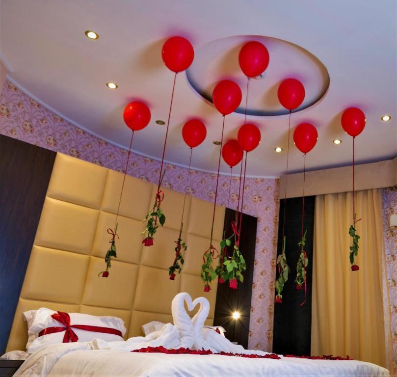 אל-מדינה M Platinum Hotel מראה חיצוני תמונה